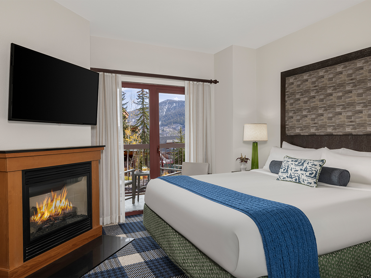 Marriott's Grand Residence Club<span class='trademark'>®</span> 1, Lake Tahoe 3 BR Villa Master Bedroom. Marriott's Grand Residence Club<span class='trademark'>®</span> 1, Lake Tahoe is located in South Lake Tahoe, California United States.