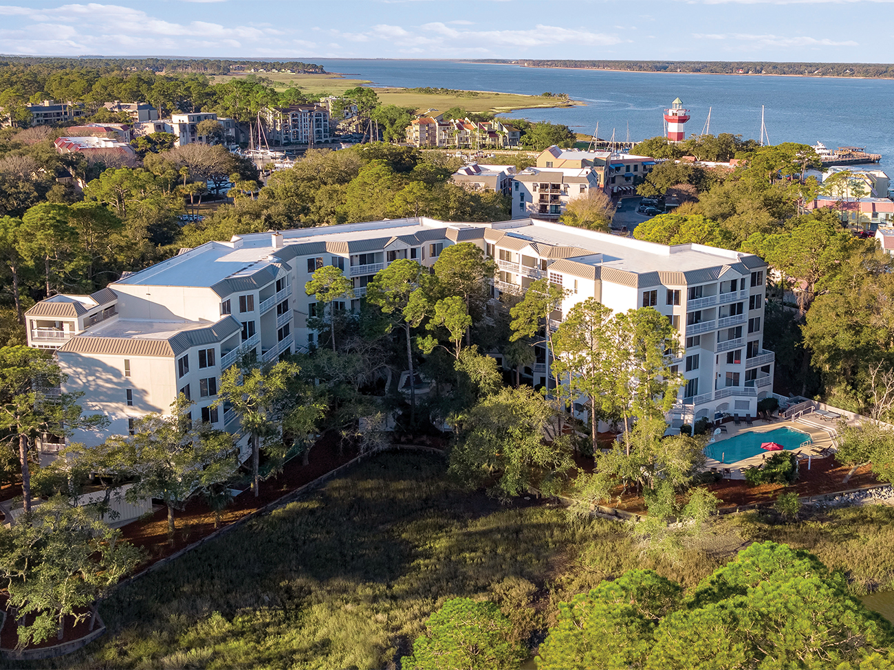 Marriott's Harbour Club Exterior Resort. Marriott's Harbour Club is located in Hilton Head Island, South Carolina United States.