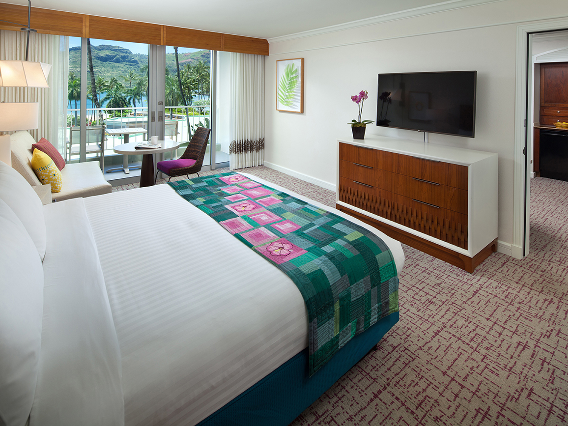 Marriott's Kaua‘i Beach Club Villa Guest Bedroom. Marriott's Kaua‘i Beach Club is located in Līhuʻe, Kaua‘i, Hawai‘i United States.
