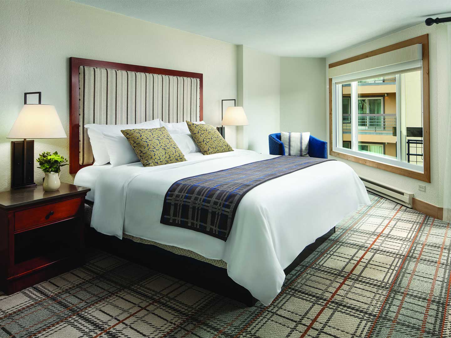 Marriott's Mountain Valley Lodge Villa Master Bedroom. Marriott's Mountain Valley Lodge is located in Breckenridge, Colorado United States.