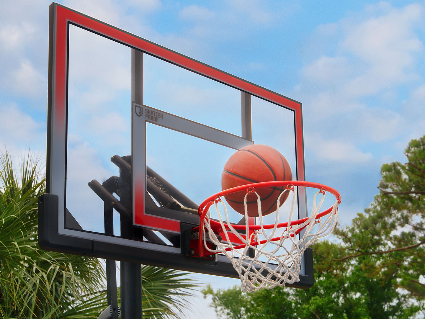 Marriott's Sunset Pointe Basketball. Marriott's Sunset Pointe is located in Hilton Head Island, South Carolina United States.