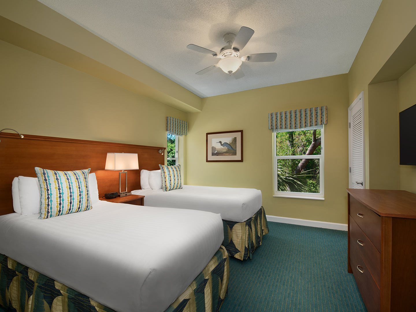 Marriott's Sunset Pointe Villa Guest Bedroom. Marriott's Sunset Pointe is located in Hilton Head Island, South Carolina United States.