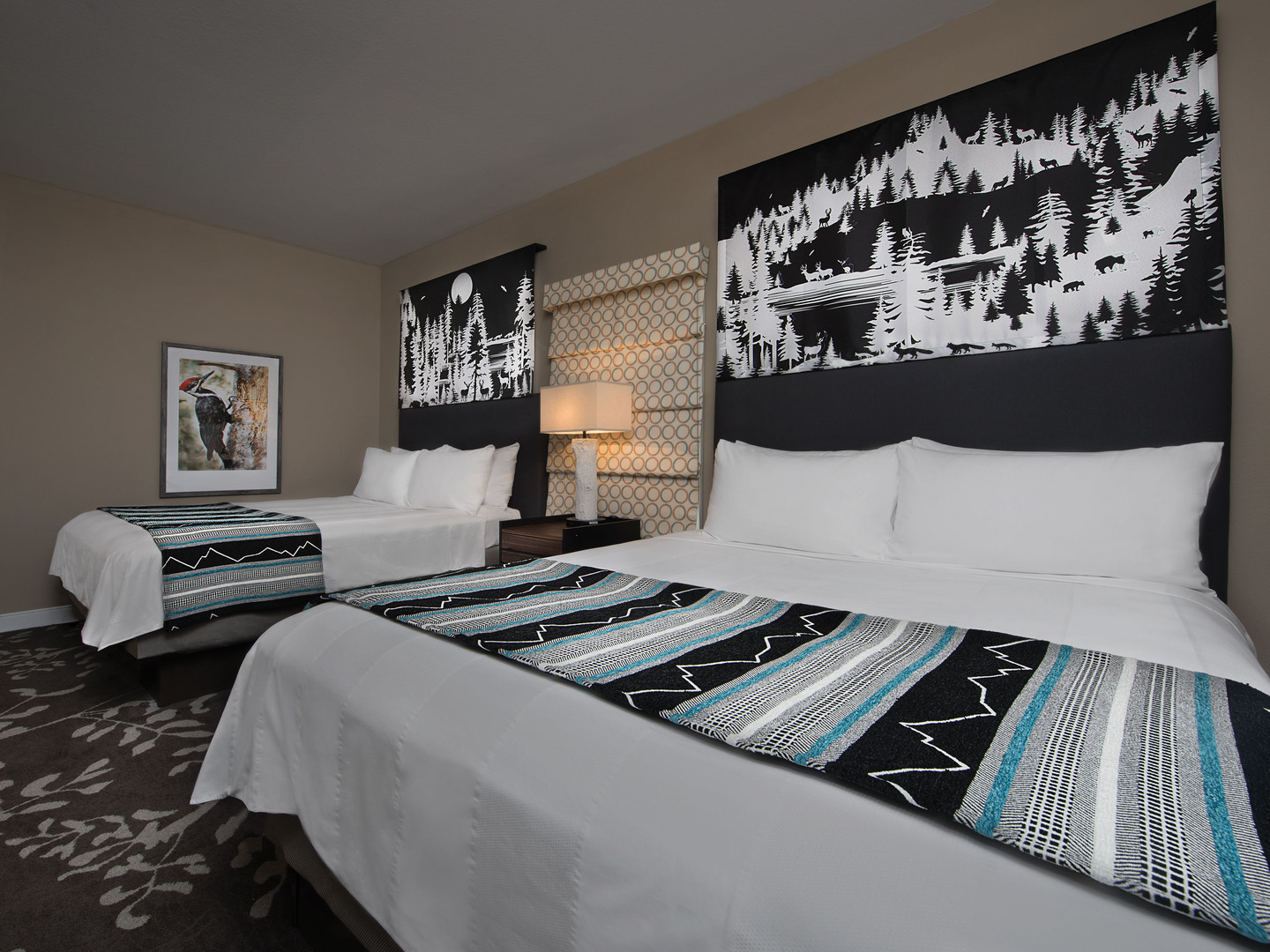 Marriott's Willow Ridge Lodge Villa Double Bed Guestroom. Marriott's Willow Ridge Lodge is located in Branson, Missouri United States.